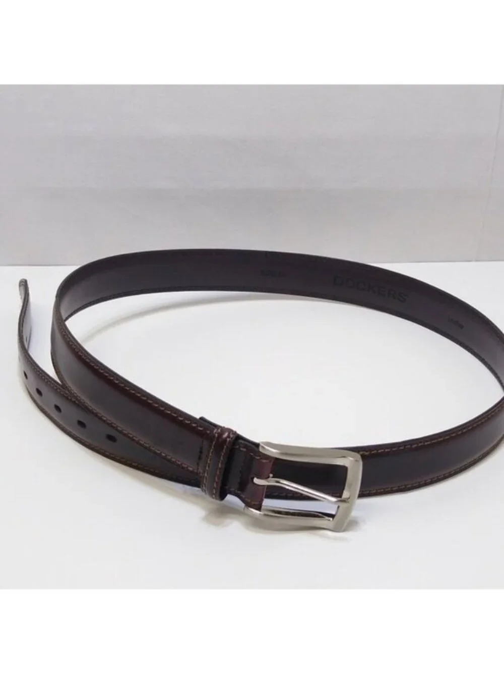 Dockers Genuine Leather Double Stitch Belt Strap 11DK02A6 Men's Size 44/110 EUC
